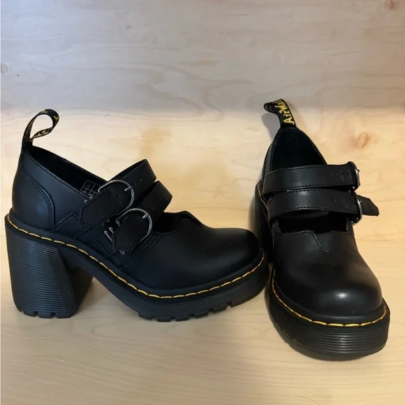 Dr. Martens EVIEE SENDAL LEATHER HEELED SHOES - Picture 4 of 7